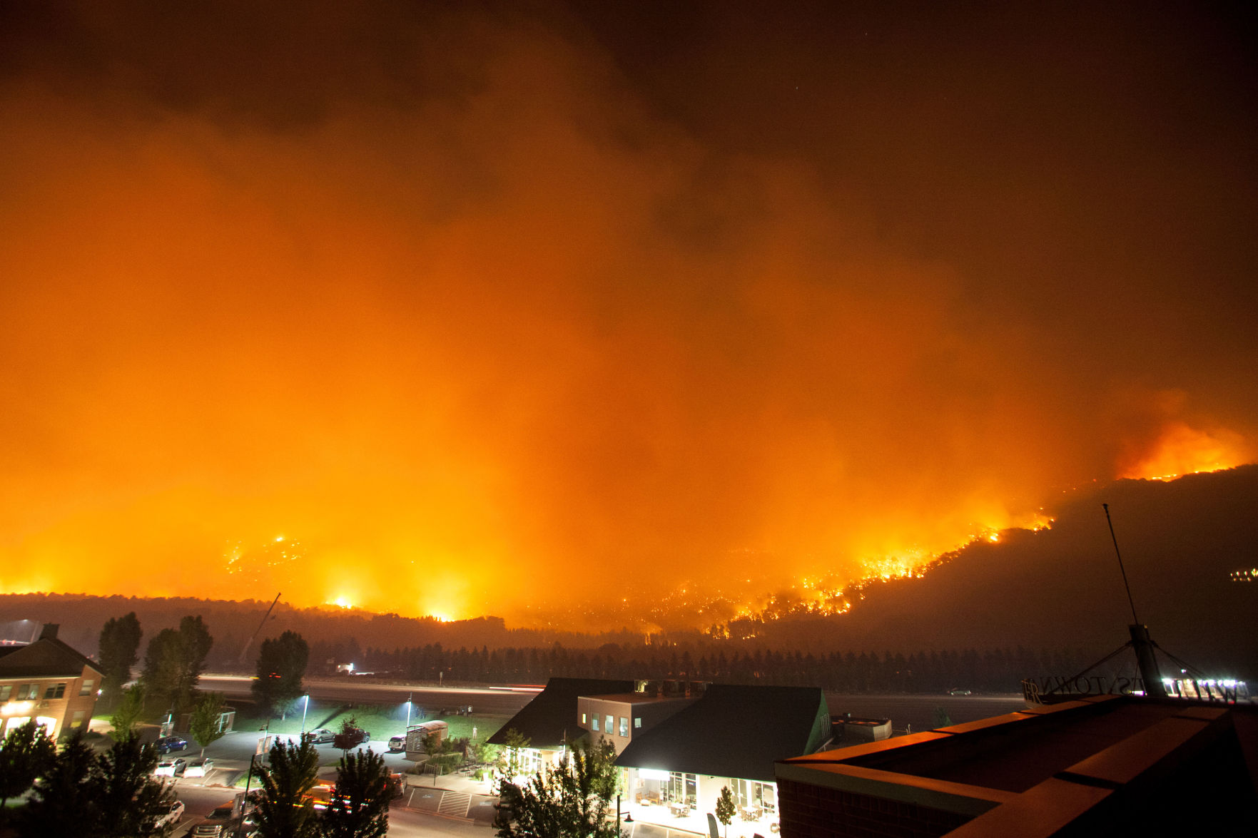 Fire over Willits